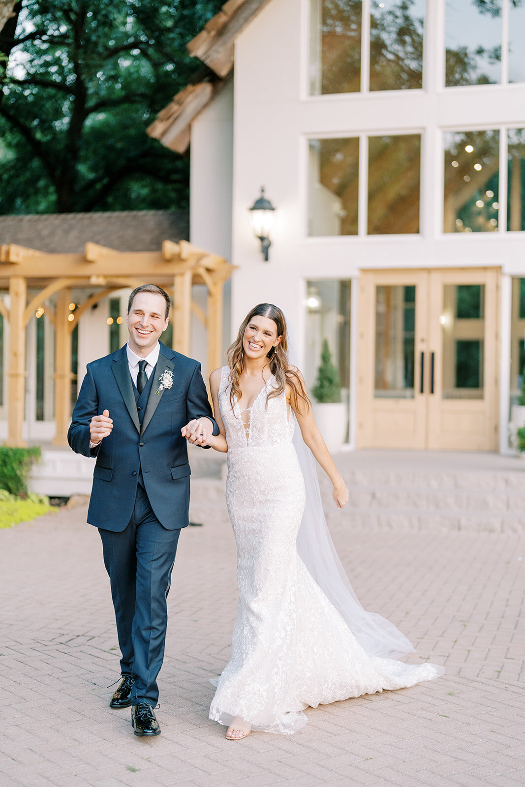 Glass Chapel Broken Arrow Wedding