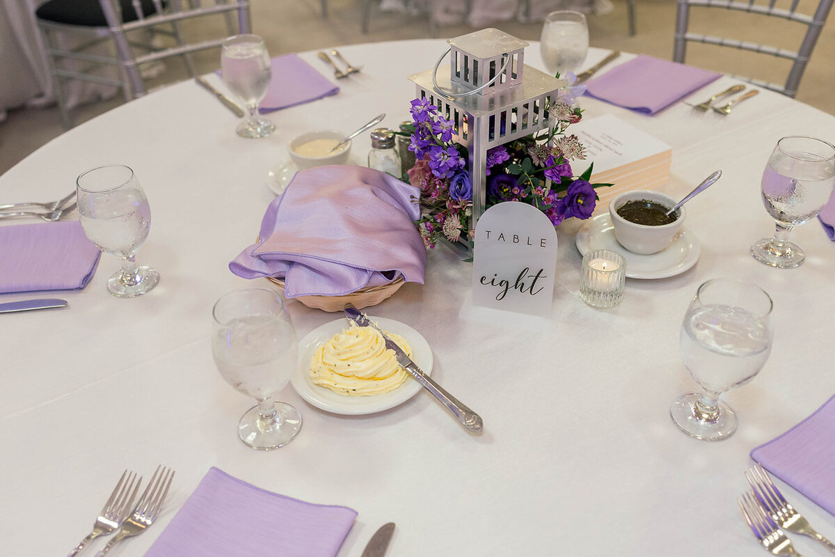 Eliana-Melmed-Photography-Chicago-LosAngeles-Jewish-WeddingPhotography-ElianaSklar-VenueDetails-00016