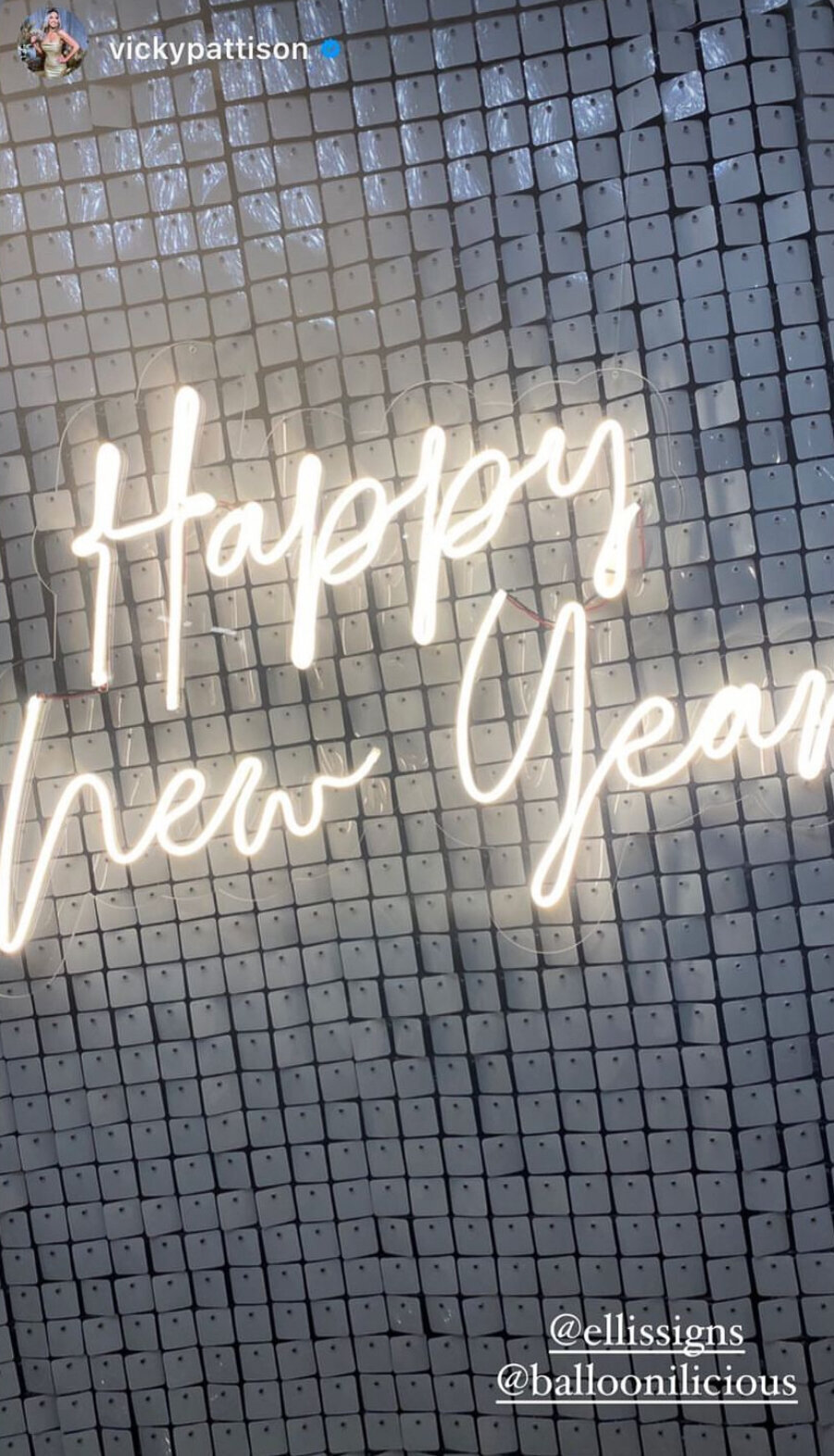 happy-new-year-custom-neon-sign-newcastle-gateshead-north-east