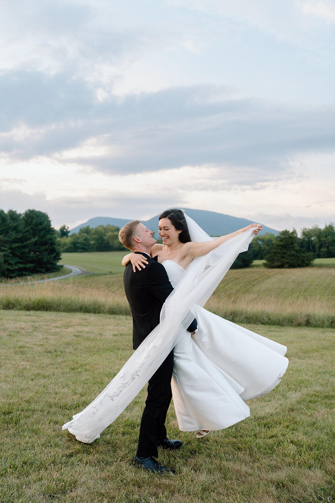 big-spring-farm-wedding-ashley-johnny-97