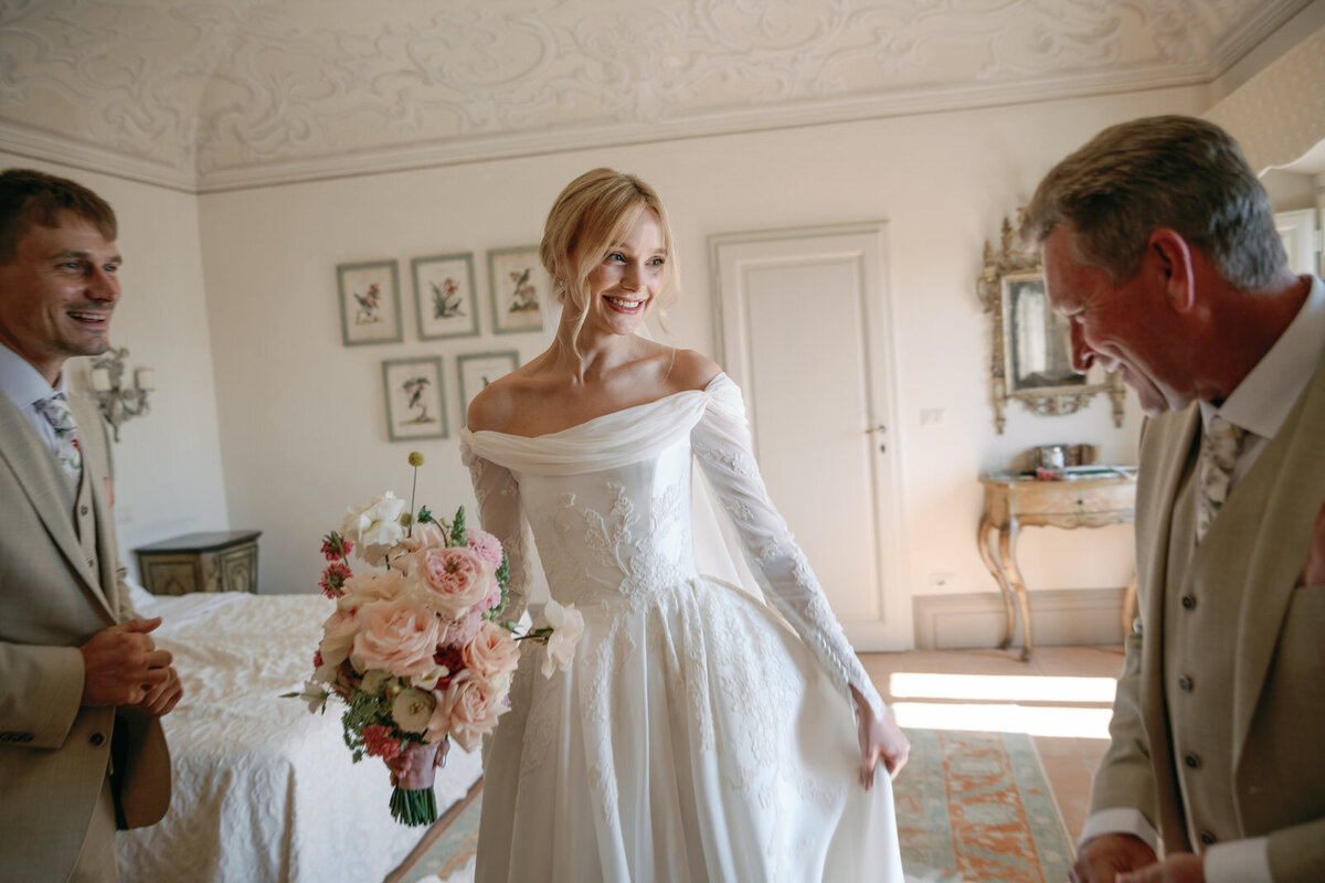 Flora_And_Grace_La_Foce_Tuscany_Editorial_Wedding_Photographer (421 von 2643)