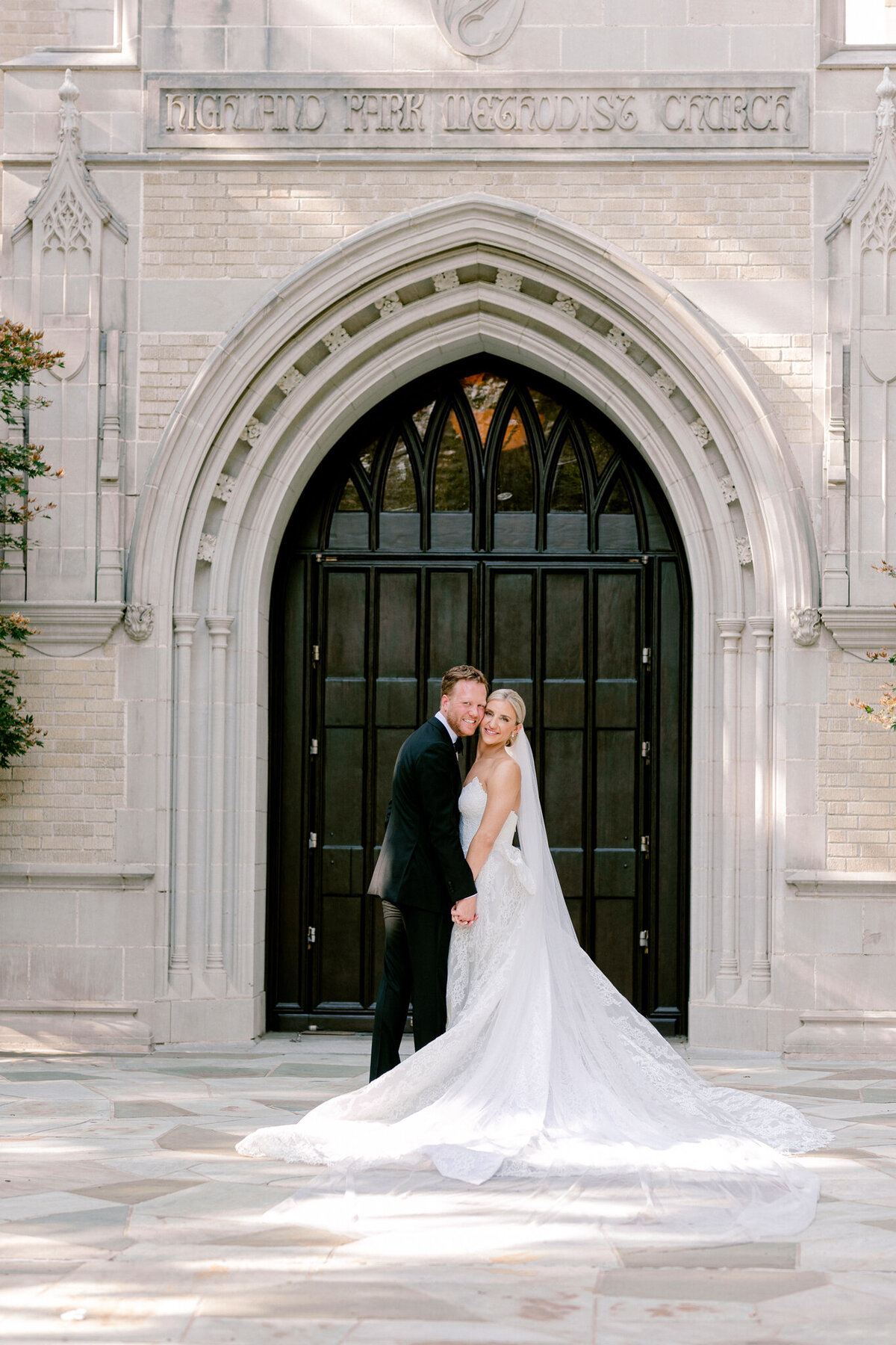 Katelyn & Kyle's Wedding at the Adolphus Hotel | Dallas Wedding Photographer | Sami Kathryn Photography-10