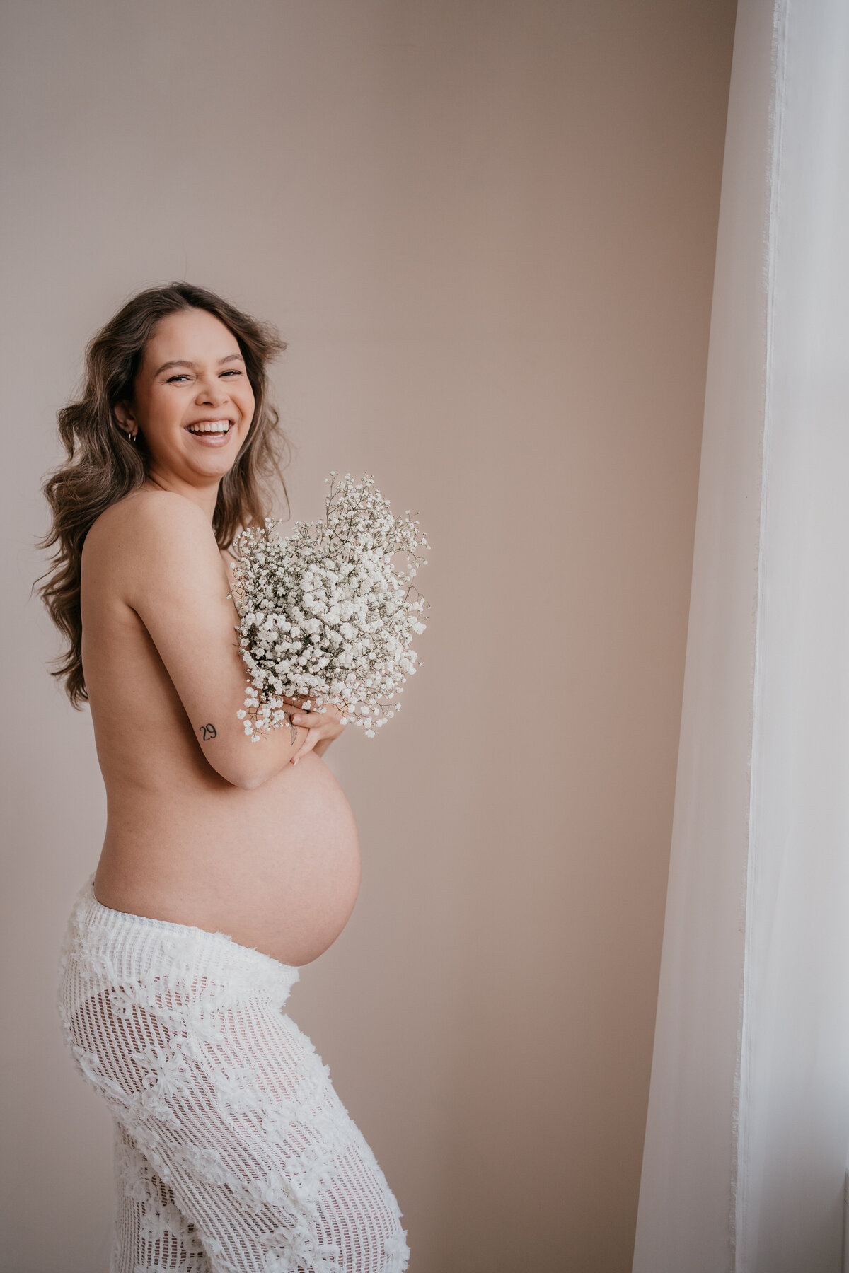 Zwangerschapshoot-atelier-oost-leukfotografie-17