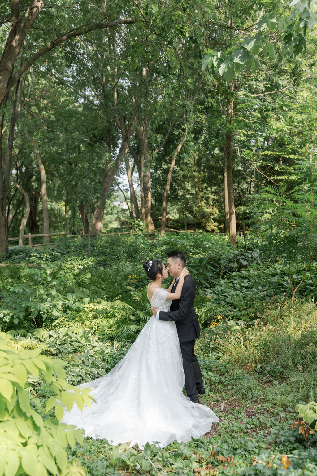 Vogue wedding photographer | Montreal Editorial wedding photographer | luxury moment photography-0042