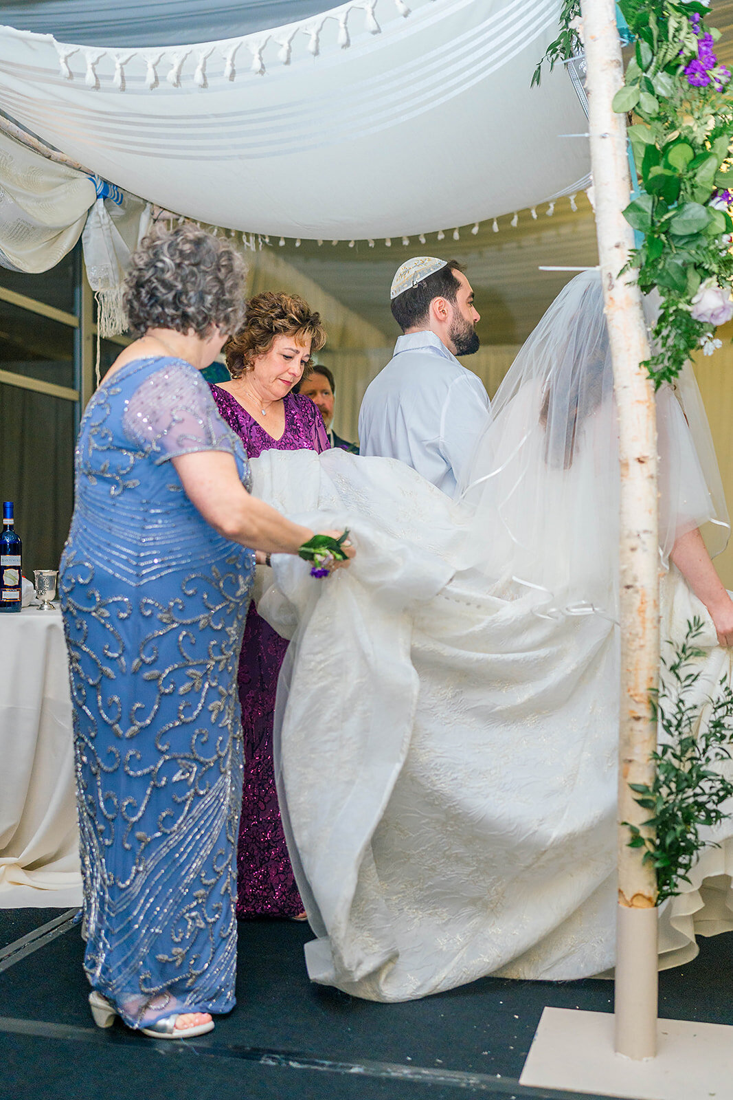 Eliana-Melmed-Photography-Chicago-LosAngeles-Jewish-WeddingPhotography-Chuppah-00110