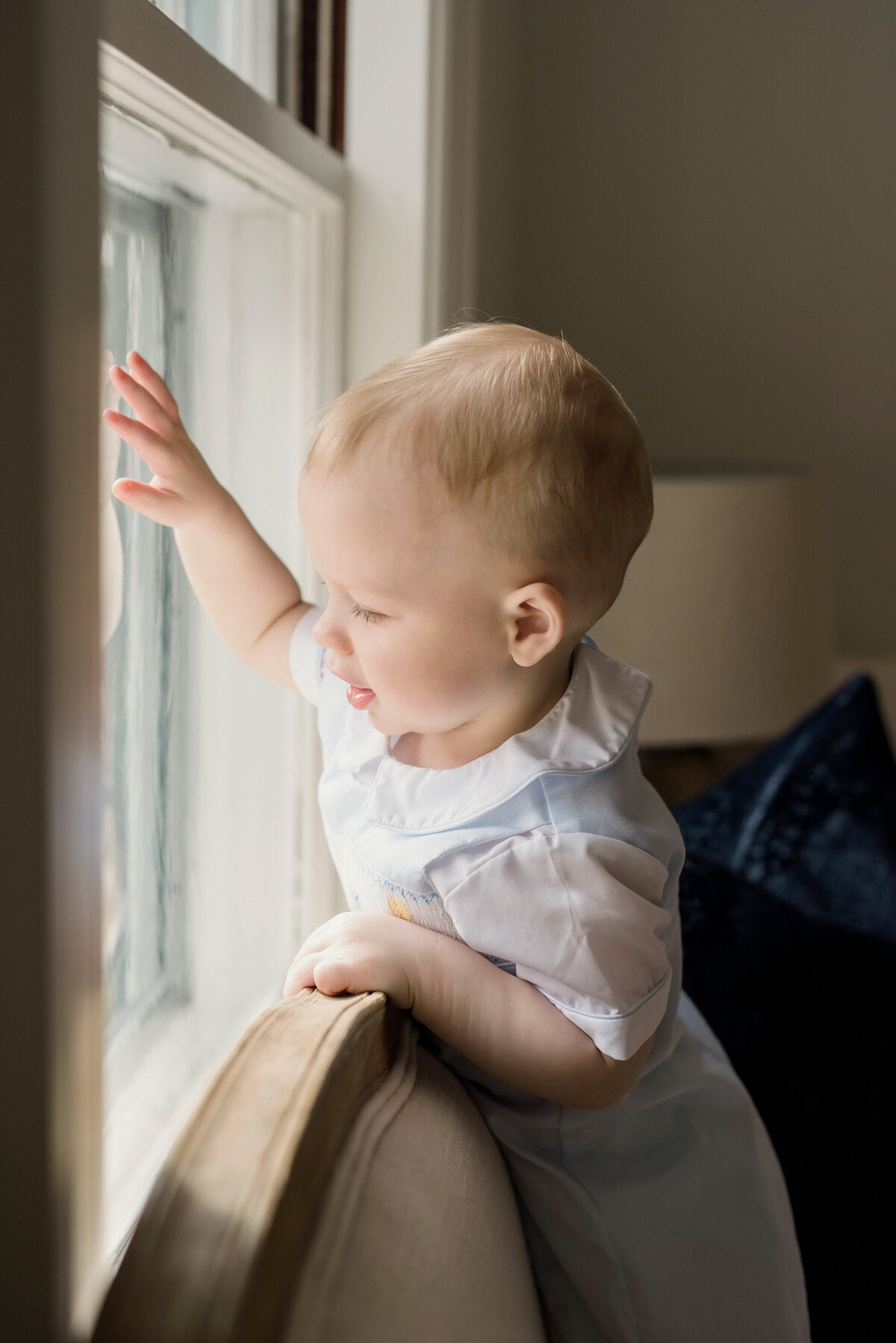 boston-portrait-photographer-in-home-portraits-first-birthday-milestone-session-lifestyle-child-portrait-lifestyle