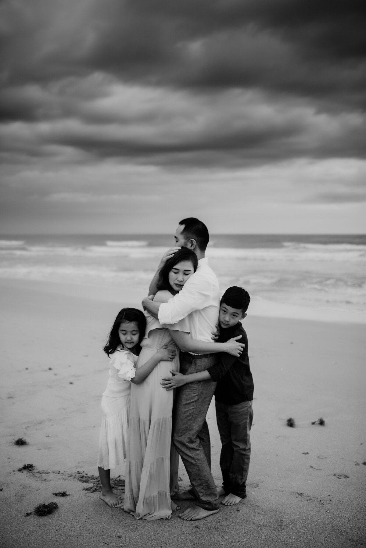 twyla_jones_photography_-_jung_family_-_florida_family_sunset_beach_session-189