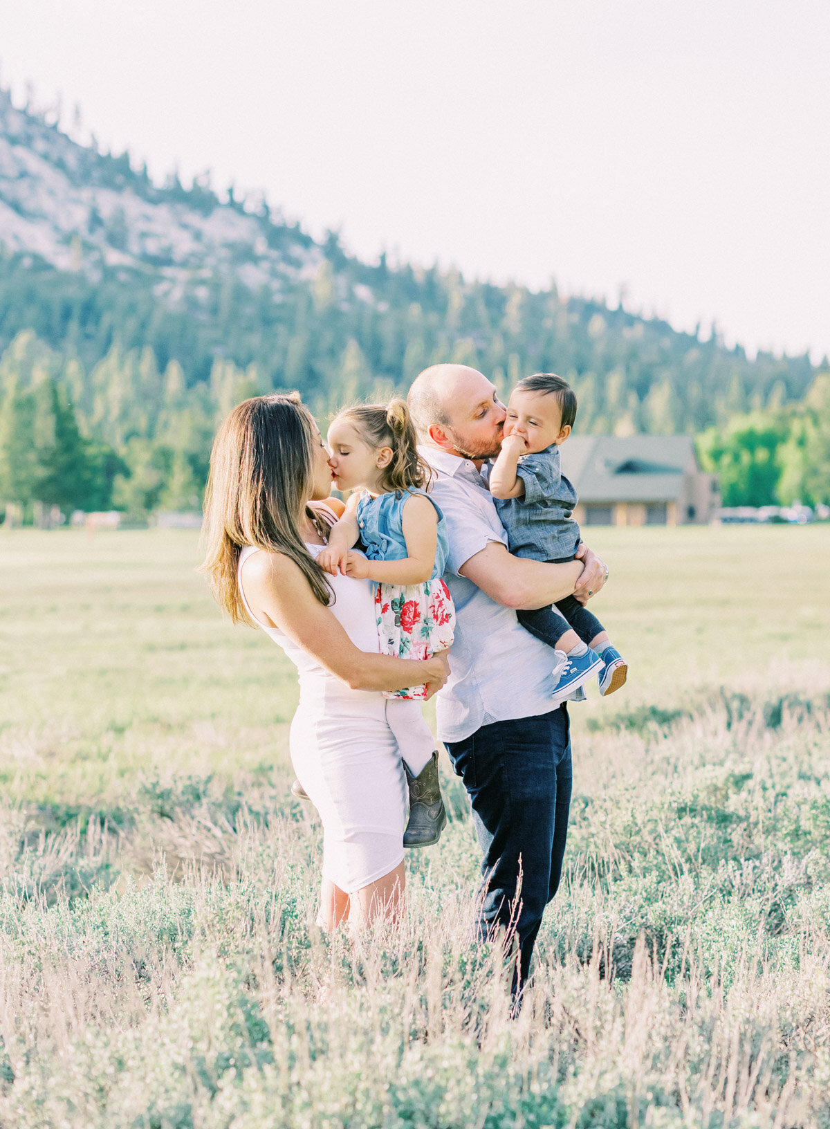 Meadow photo session in Lake Tahoe