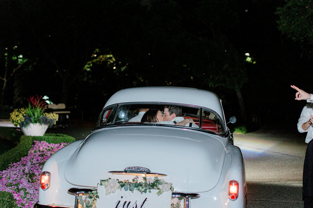 Gena & Matt's Wedding at the Dallas Arboretum | Dallas Wedding Photographer | Sami Kathryn Photography-300
