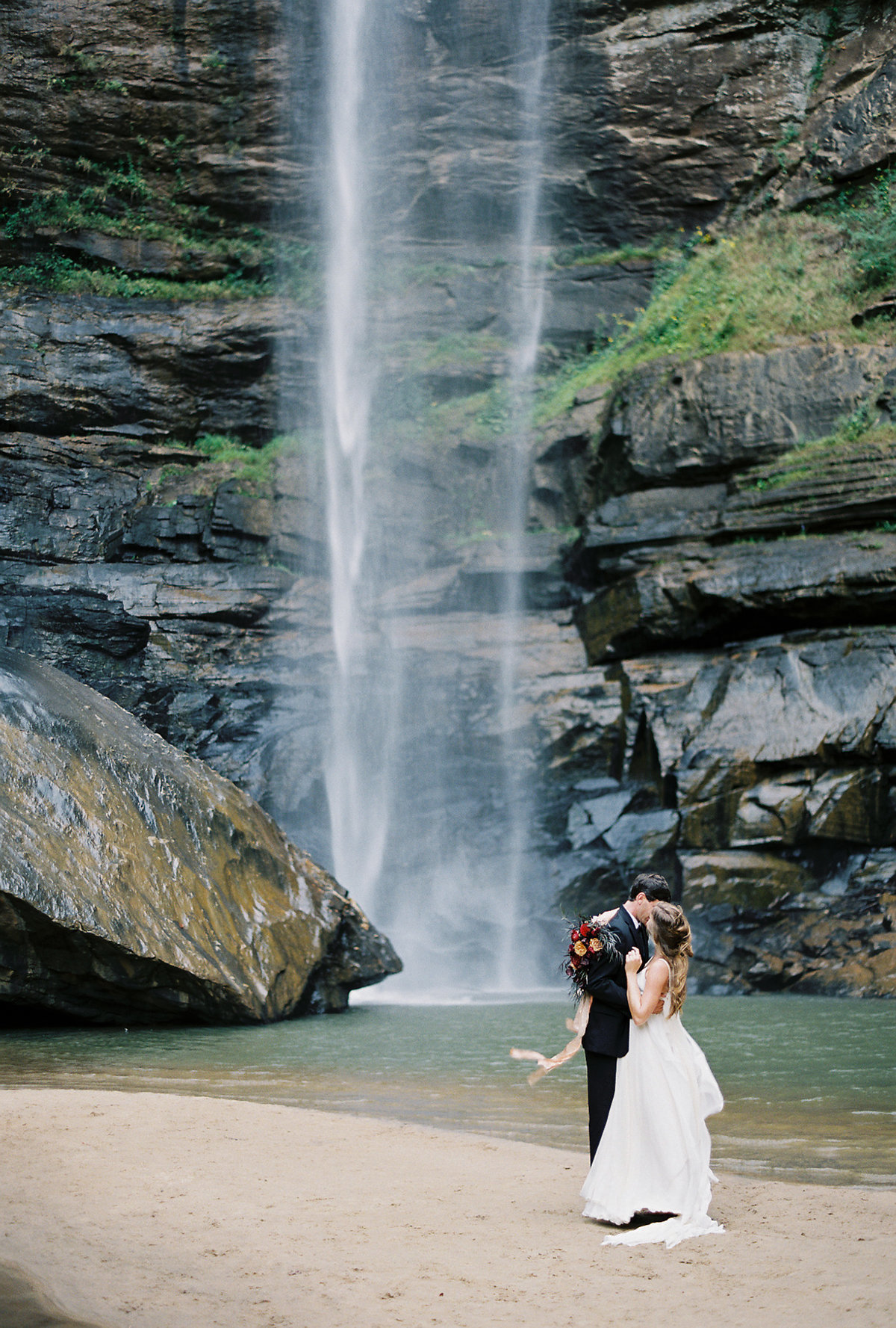 toccoa-falls-anniversary-session-melanie-gabrielle-photography-092 (1)