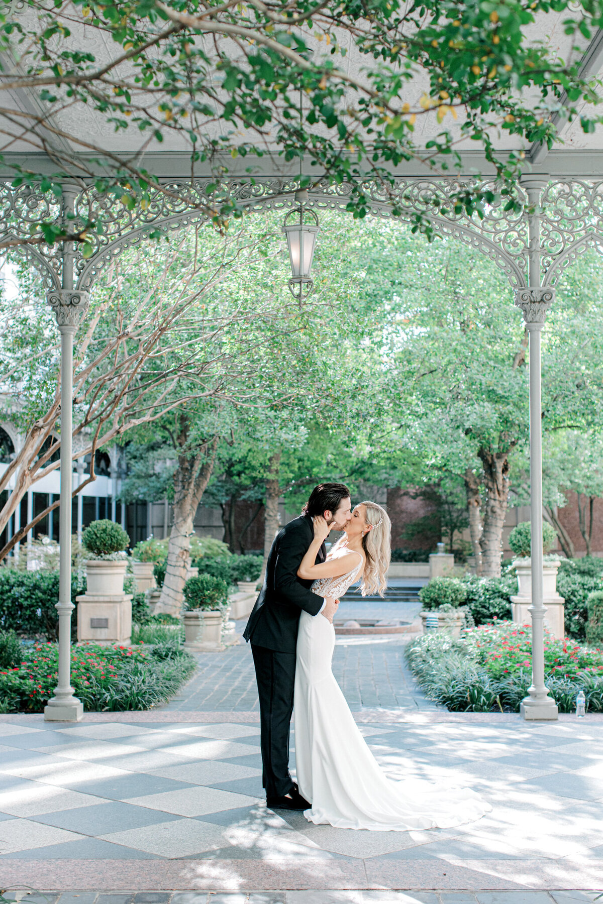 Madi & Tanner Wedding at Hotel Crescent Court The Dallas Arboretum Wedding | Sami Kathryn Photography | Dallas Wedding Photographer-1