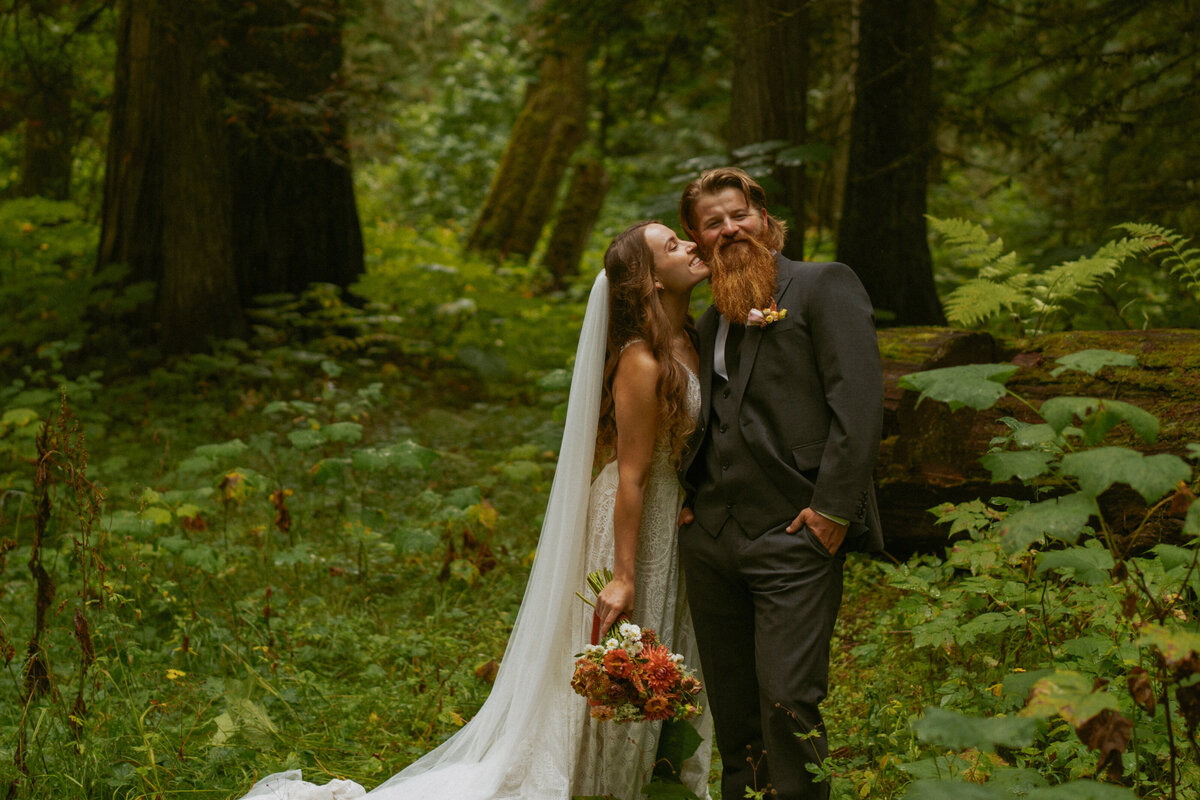 BRITISHCOLUMBIAWEDDINGPHOTOGRAPHER-104