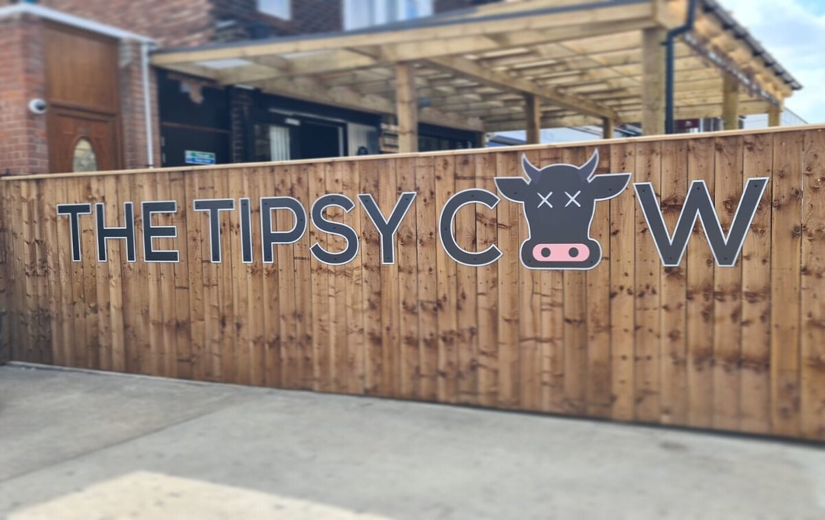 The Tipsy Cow External Signage