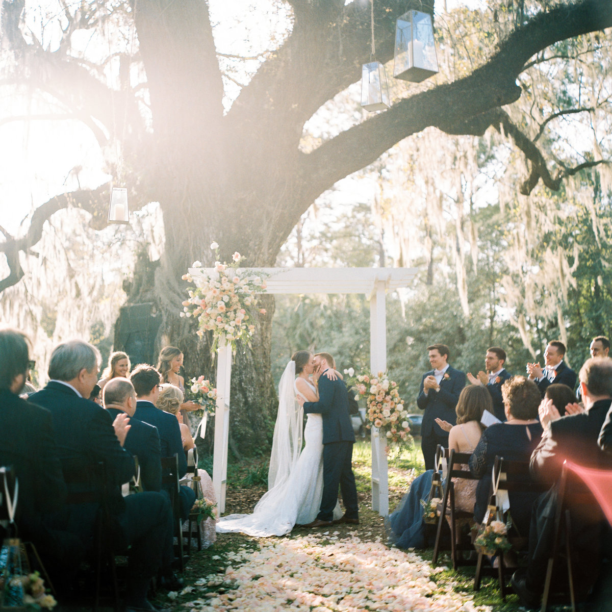 charleston-wedding-venues-magnolia-plantation-philip-casey-photography-039