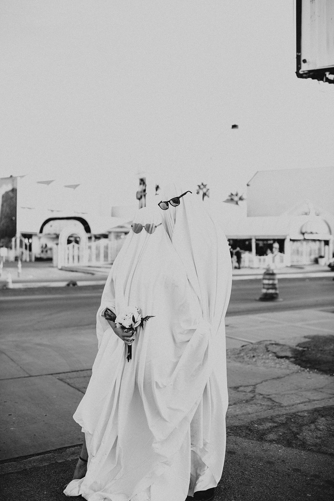 alexis blaine downtown las vegas a little white chapel elopement-1226