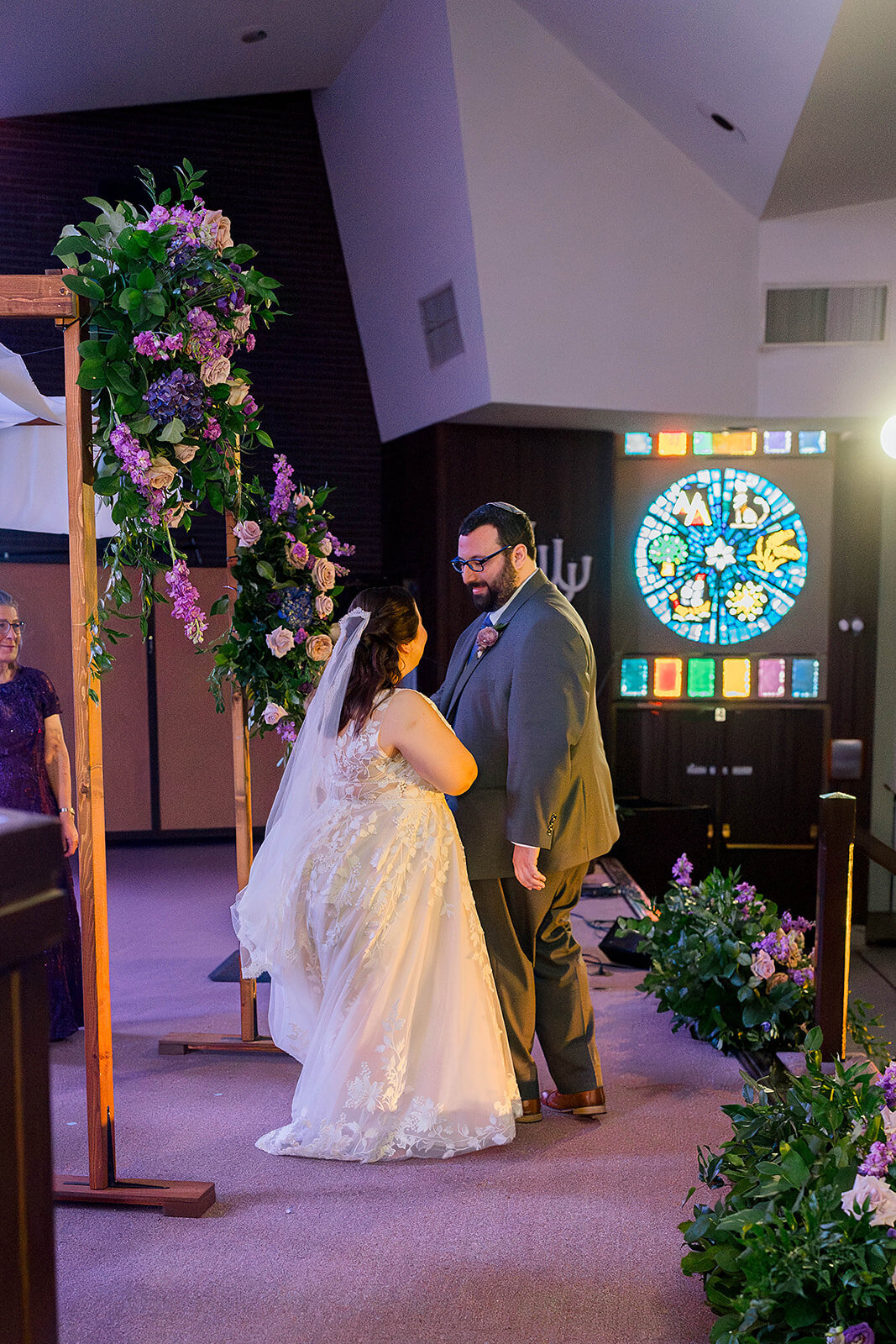 Eliana-Melmed-Photography-Chicago-LosAngeles-Jewish-WeddingPhotography-ElianaSklar-Chuppah-00102