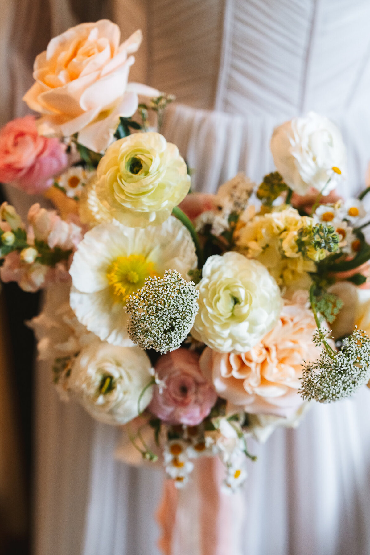 Bee's Blossoms Floral Studio Gold Coast Australia Florist Wedding Event Floral Design Flower Workshops Retail Deliveries Belle Clark Whimsical Romantic Lush Flowers Wedding Bouquets Centerpieces KirstenDeanWebSized-234