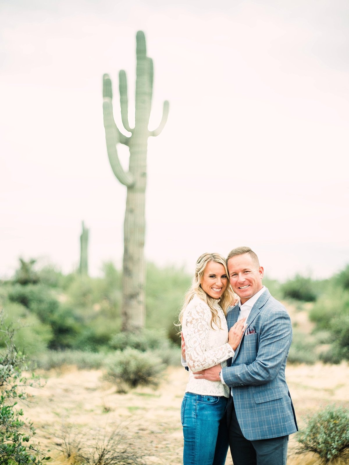 scottsdale-arizona-wedding-photographer-engagement-desert_0046