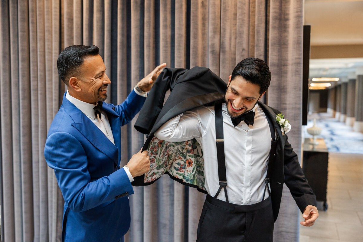 chicago-botanic-garden-wedding-summer-alex-ferreri--8