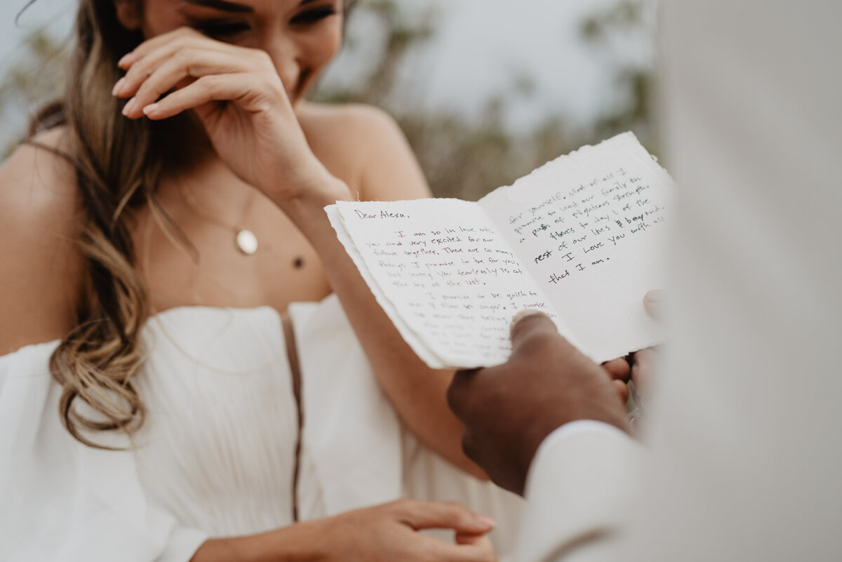 Utah Elopement Photographer captures couple vows during utah elopement