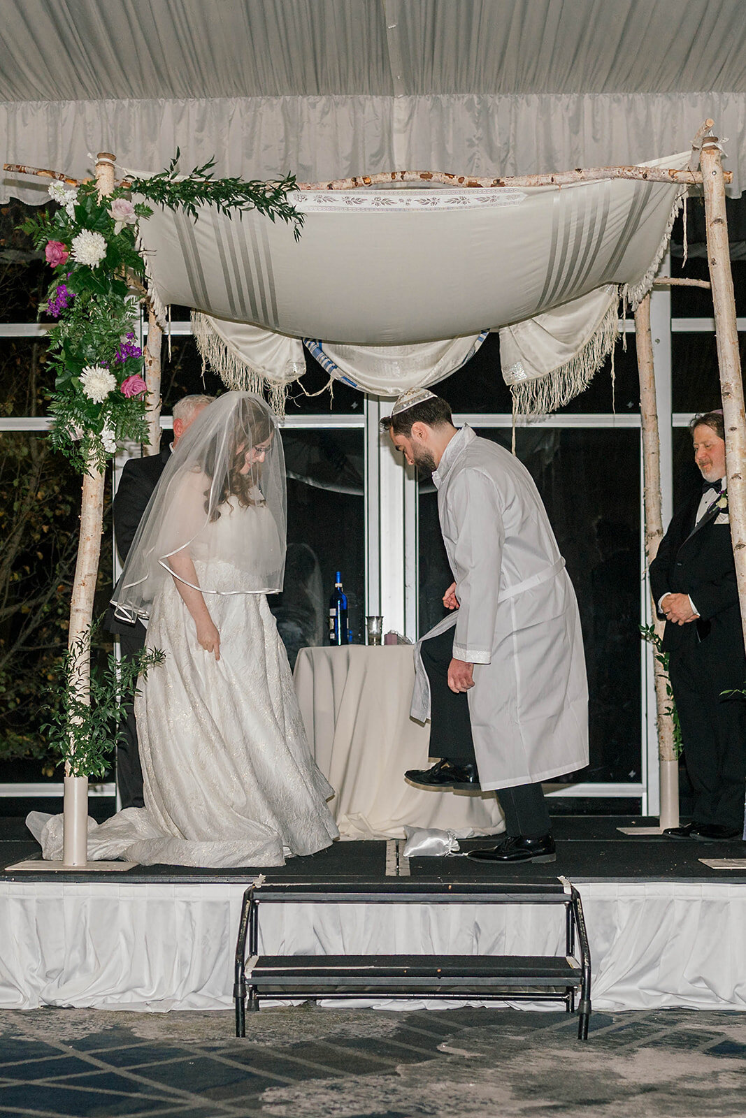 Eliana-Melmed-Photography-Chicago-LosAngeles-Jewish-WeddingPhotography-Chuppah-00243
