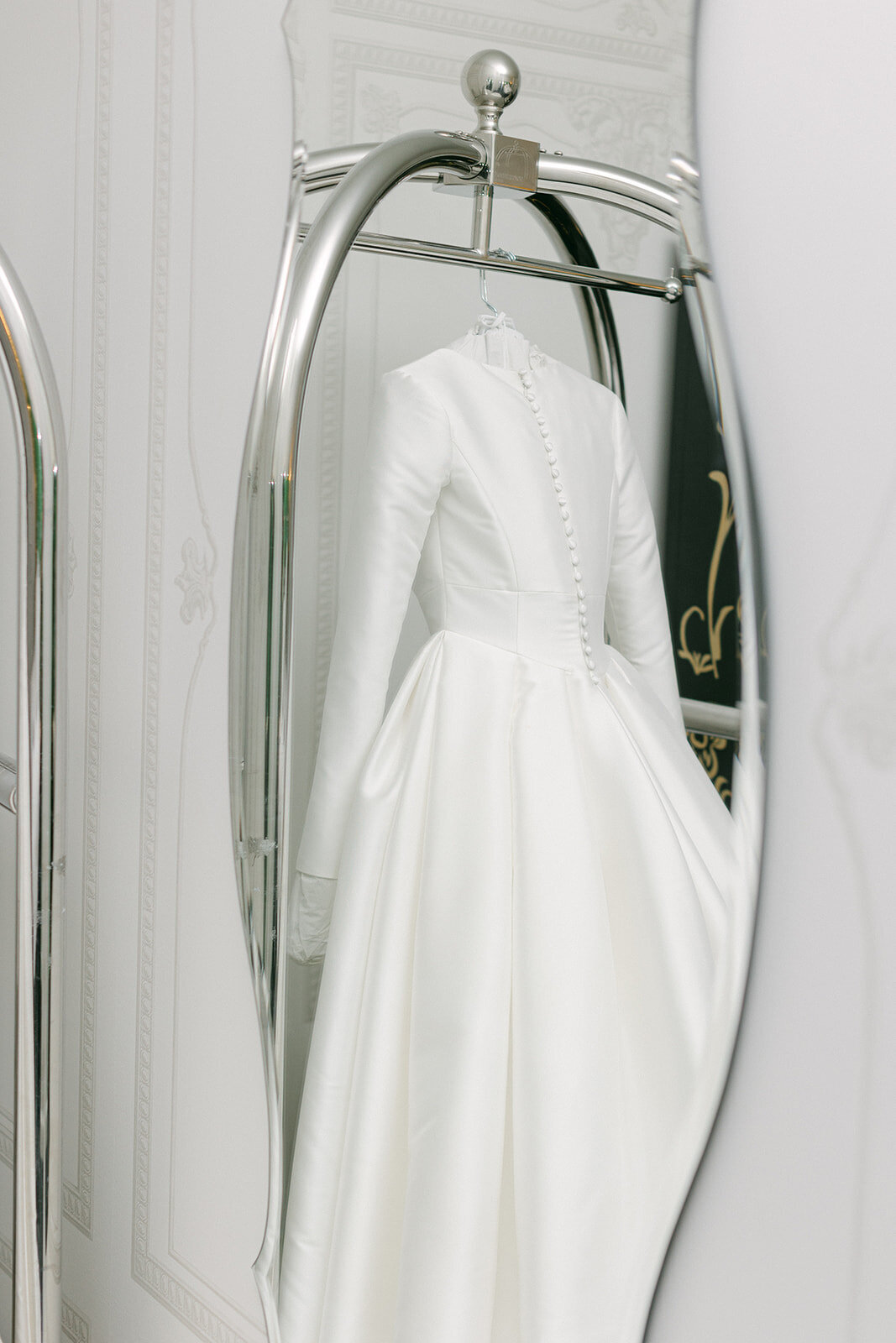 Romantic wedding reception at The Pennsylvanian, iconic Pittsburgh wedding venue
