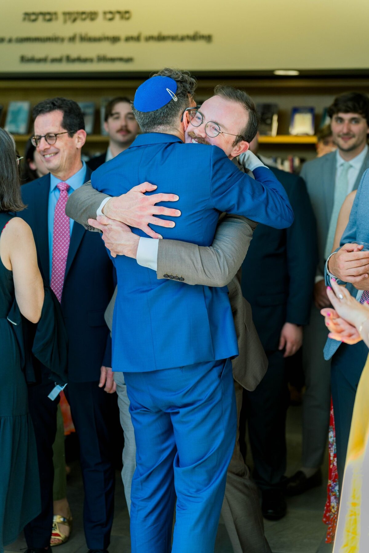 Eliana-Melmed-Photography-Chicago-LosAngeles-Jewish-WeddingPhotography-ShulaNoah-Tisch-00170