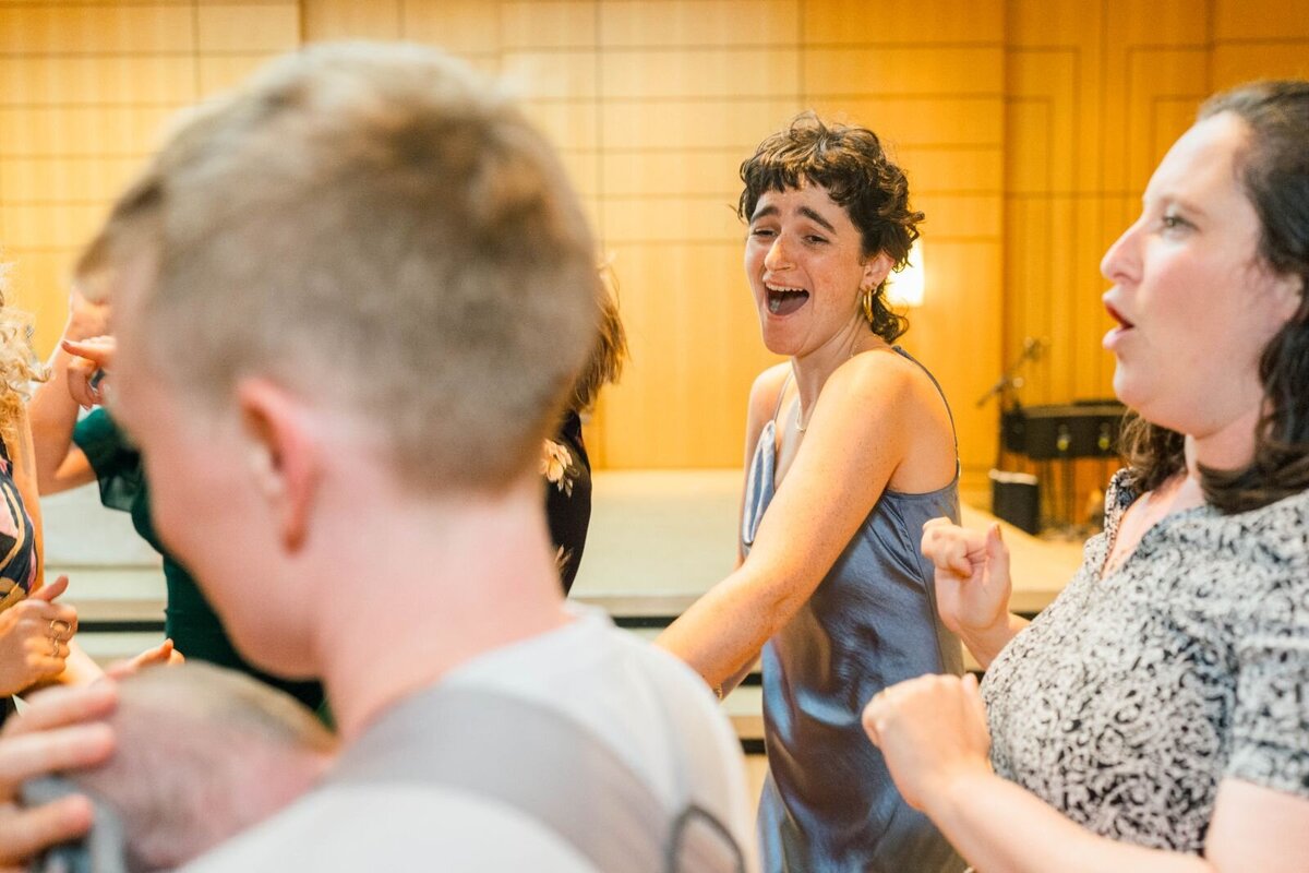 processed_ElianaMelmedPhotography_JewishWeddingPhotographer_ShulaNoah_Dancing-277
