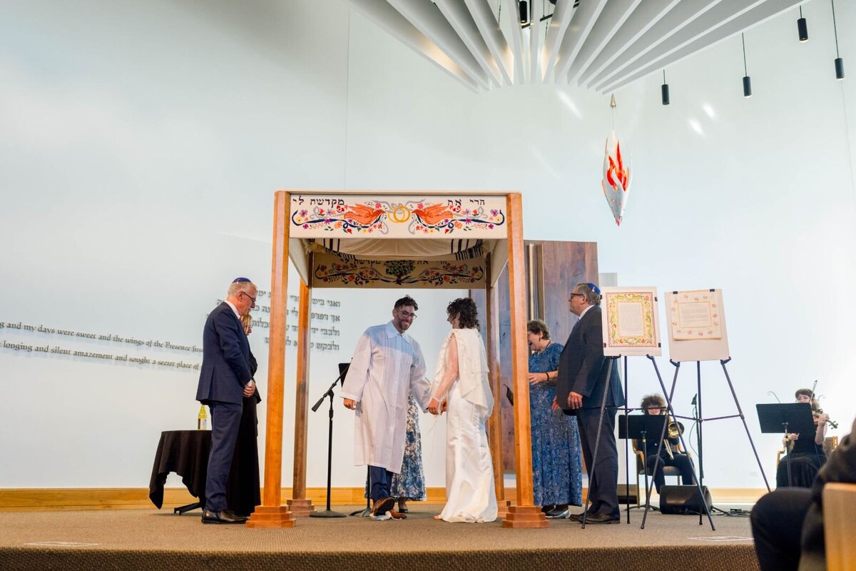 Eliana-Melmed-Photography-Chicago-LosAngeles-Jewish-WeddingPhotography-ShulaNoah-Chuppah-00235