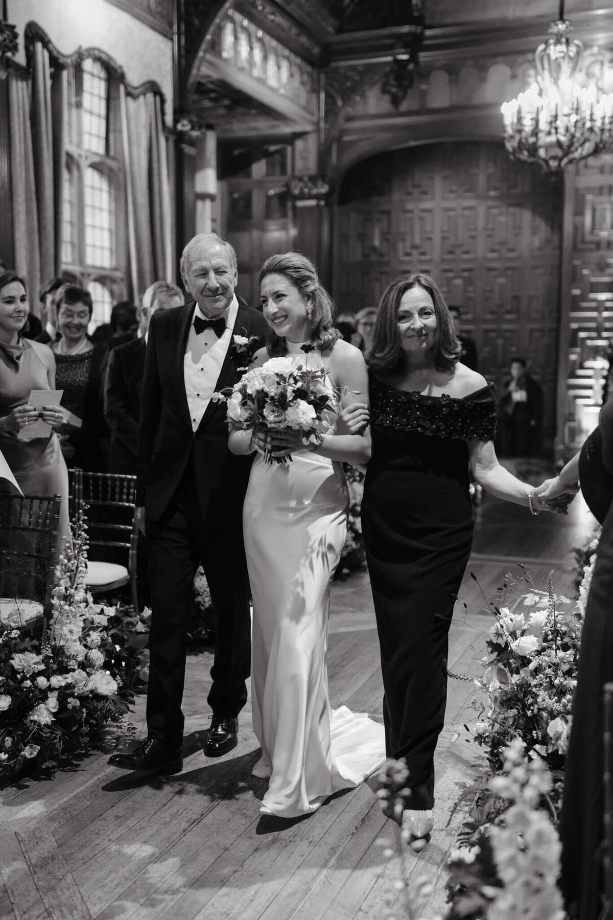Pesh-Flowers-London-Wedding-Florist-Two-Temple-Place-November14