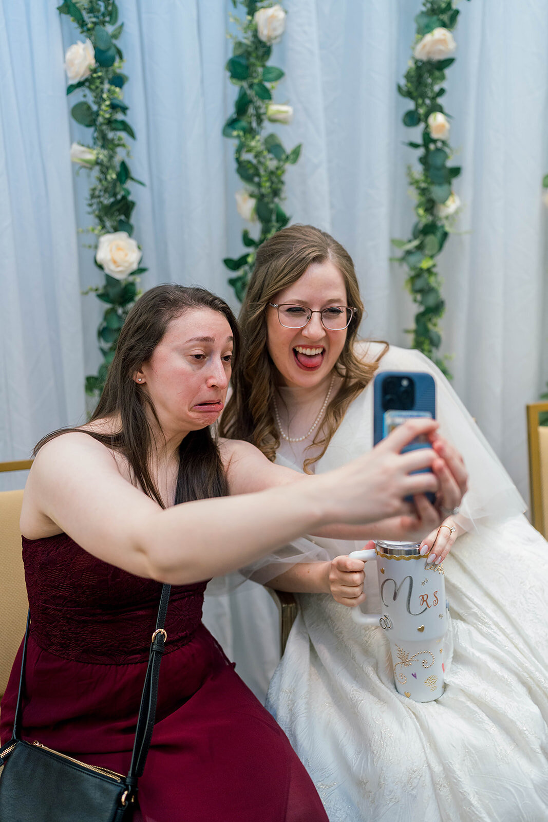 Eliana-Melmed-Photography-Chicago-LosAngeles-Jewish-WeddingPhotography-KabbalatPanim-00020