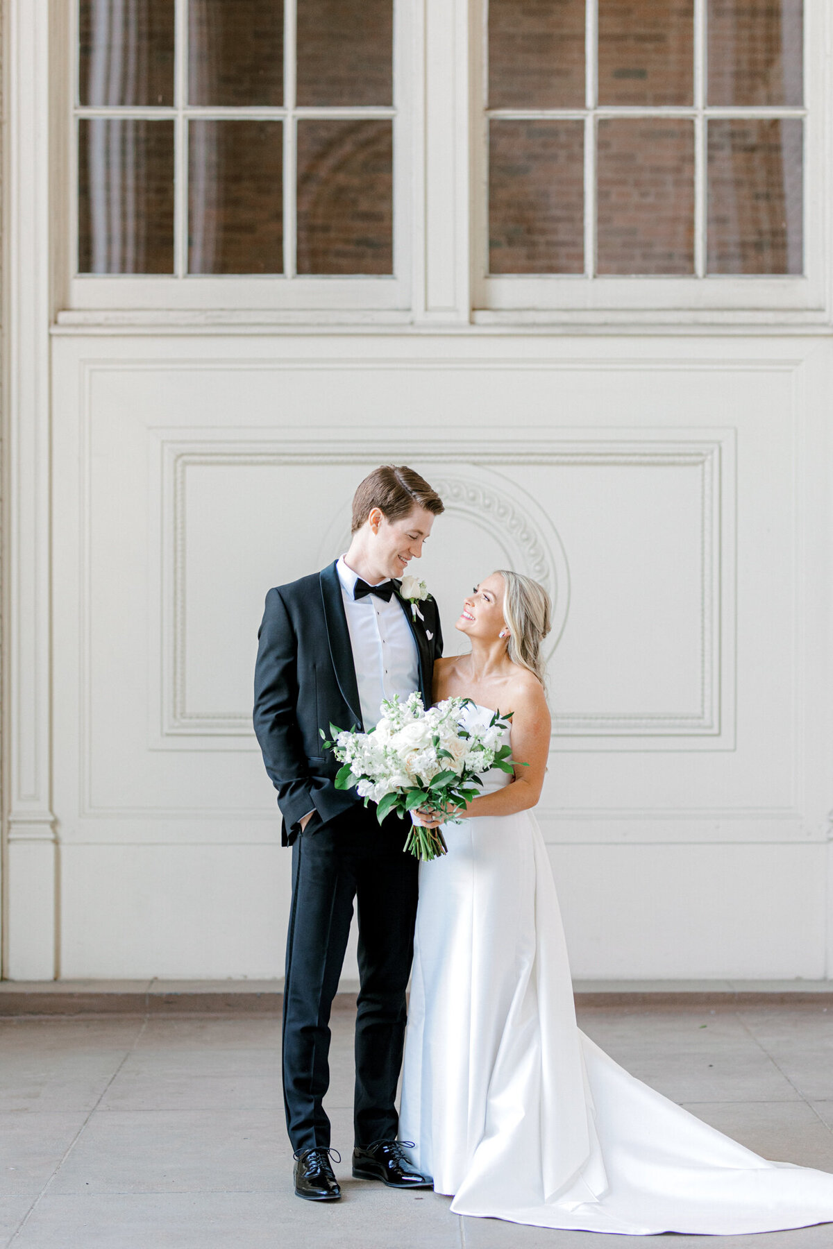Madison & Michael's Wedding at Union Station | Dallas Wedding Photographer | Sami Kathryn Photography-61