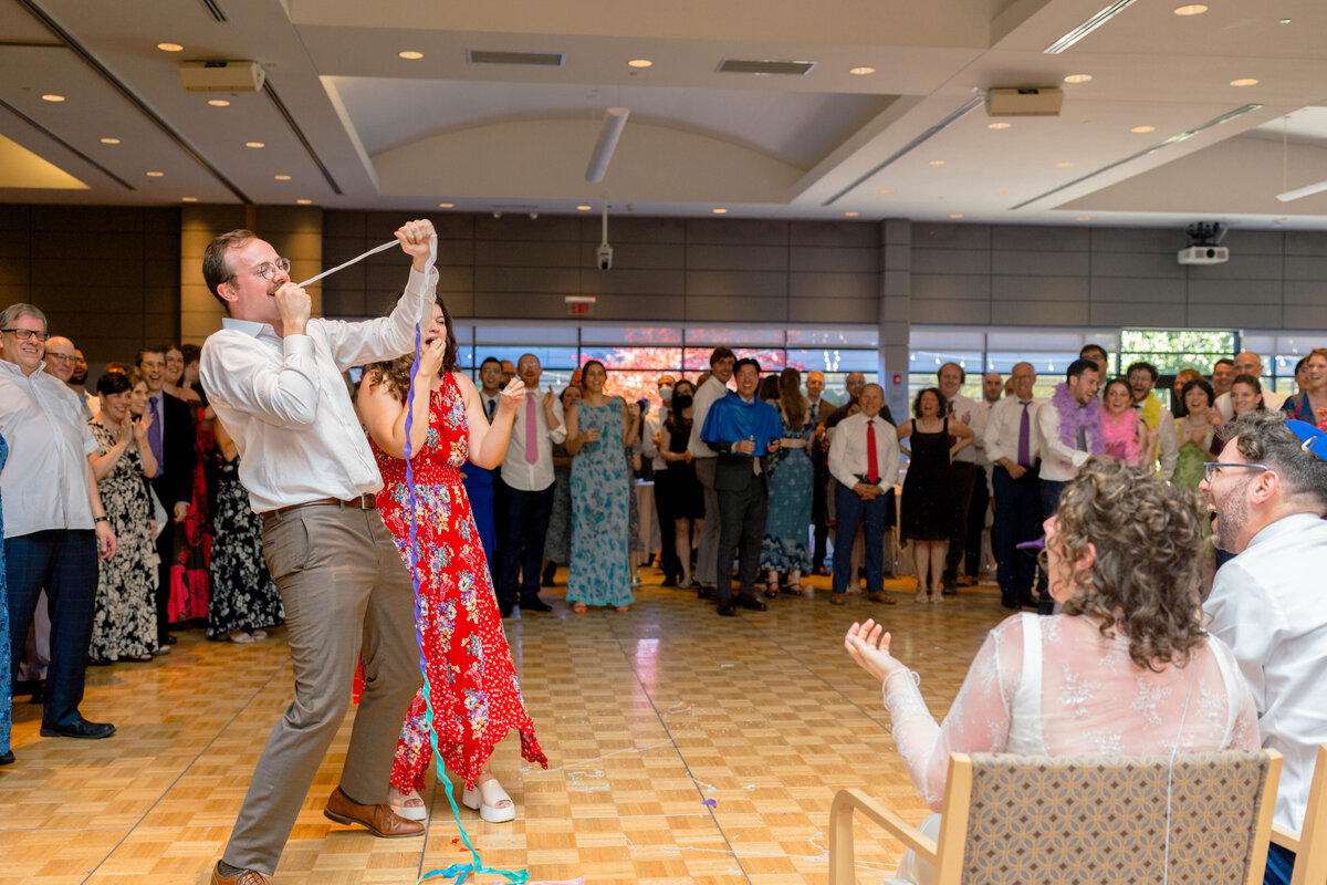 Eliana-Melmed-Photography-Chicago-LosAngeles-Jewish-WeddingPhotography-ShulaNoah-Shtick-00204