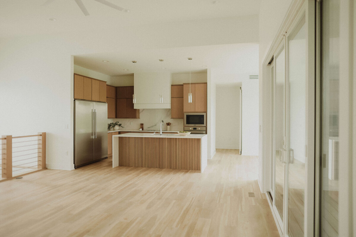 1320-Kitchen-Polk-City-Central-Iowa-Custom-Home-JRL-Builders-3F1A4814