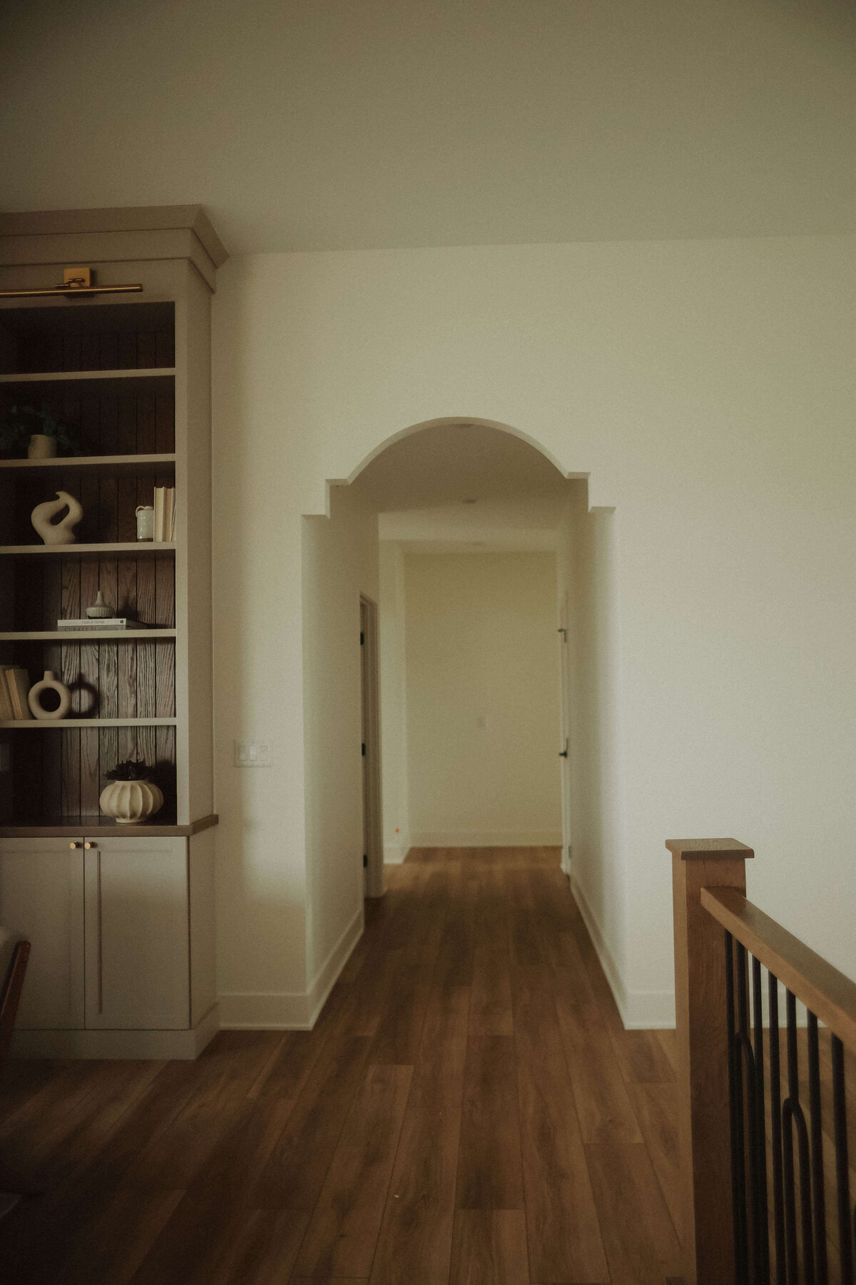 65-Livingroom-Waukee-Central-Iowa-Custom-Home-JRL-Builders-3F1A4835