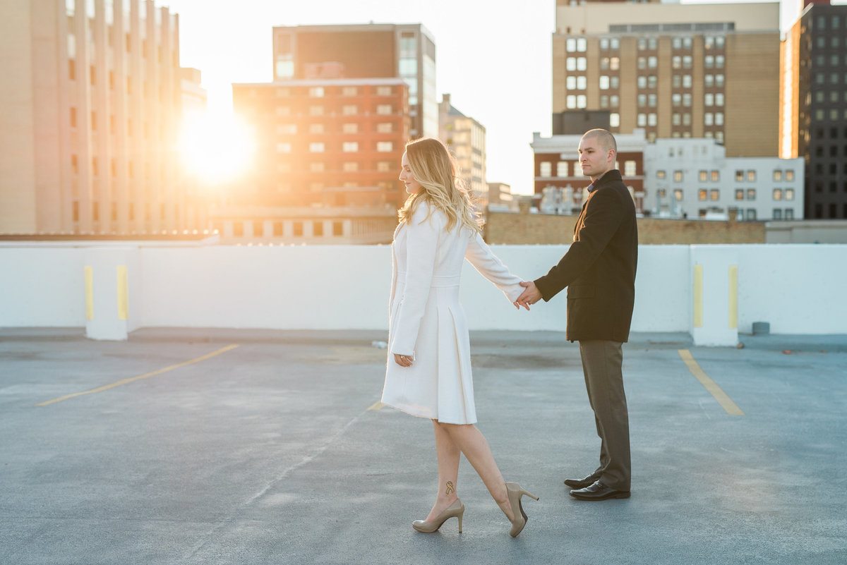 rooftop-couple-photos