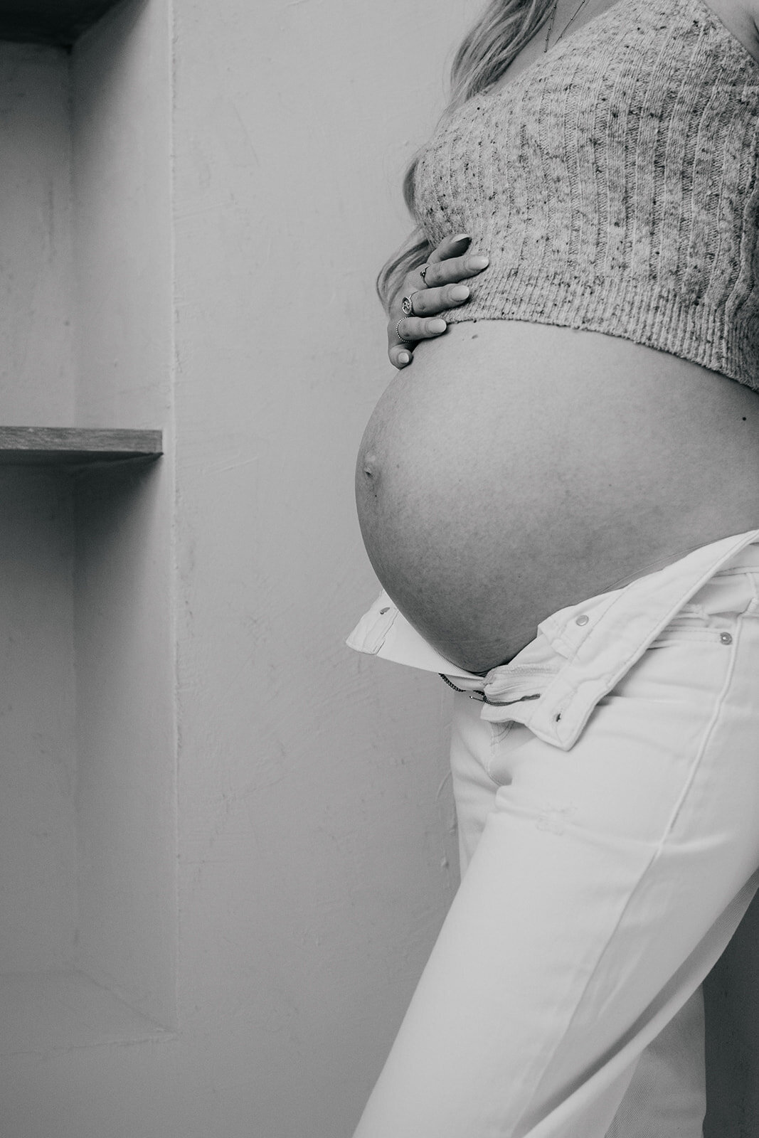 puur-ongedwongen-zwangerschapsfotoshoot-attelier-oost-leukfotografie-28