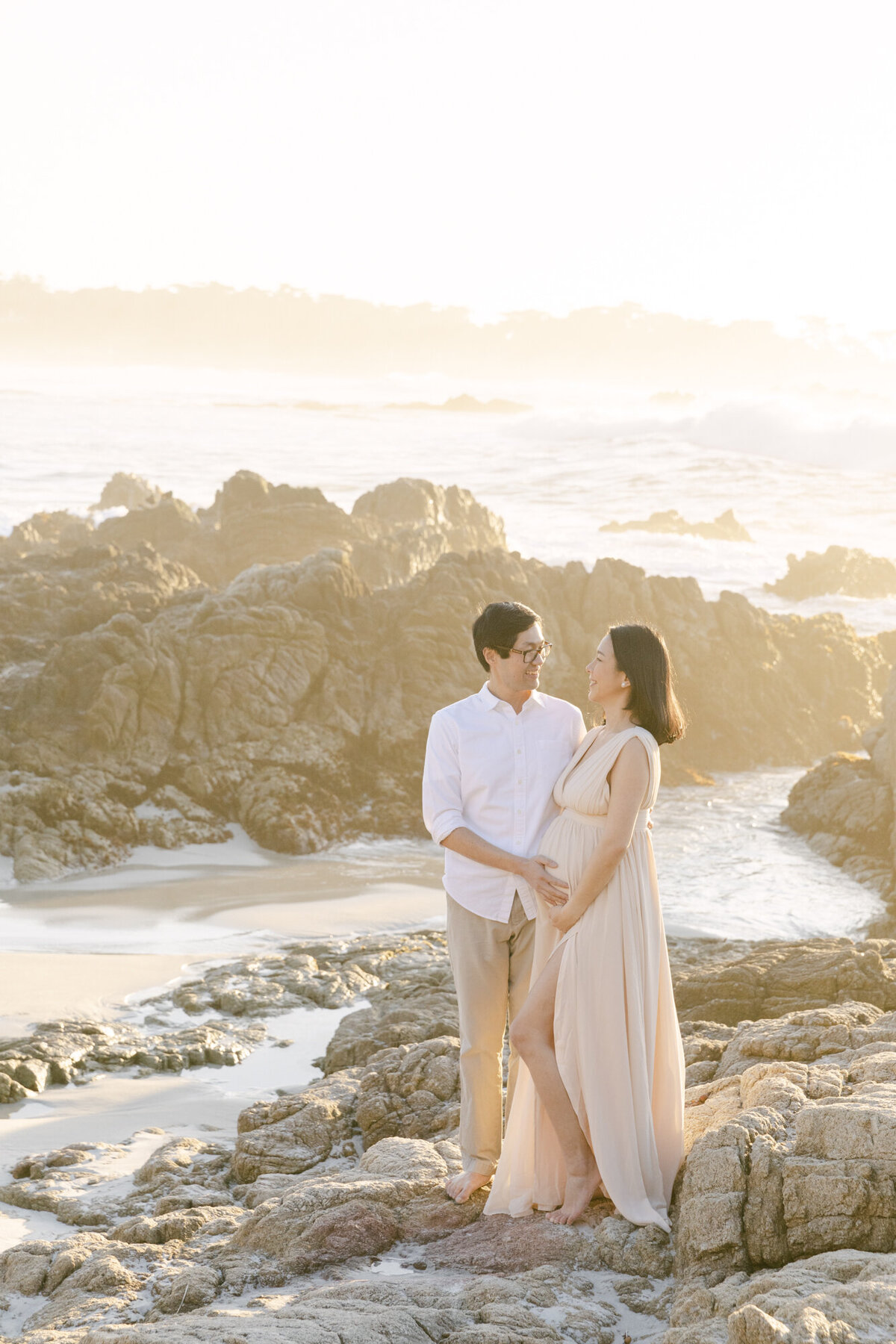 PERRUCCIPHOTO_PEBBLE_BEACH_FAMILY_MATERNITY_SESSION_27