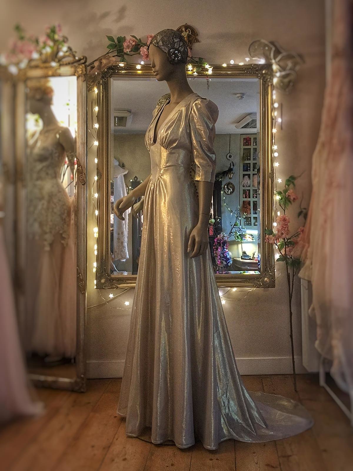 Orleans-gold-silk-lame-evening-dress-JoanneFlemingDesign (1)_WEB