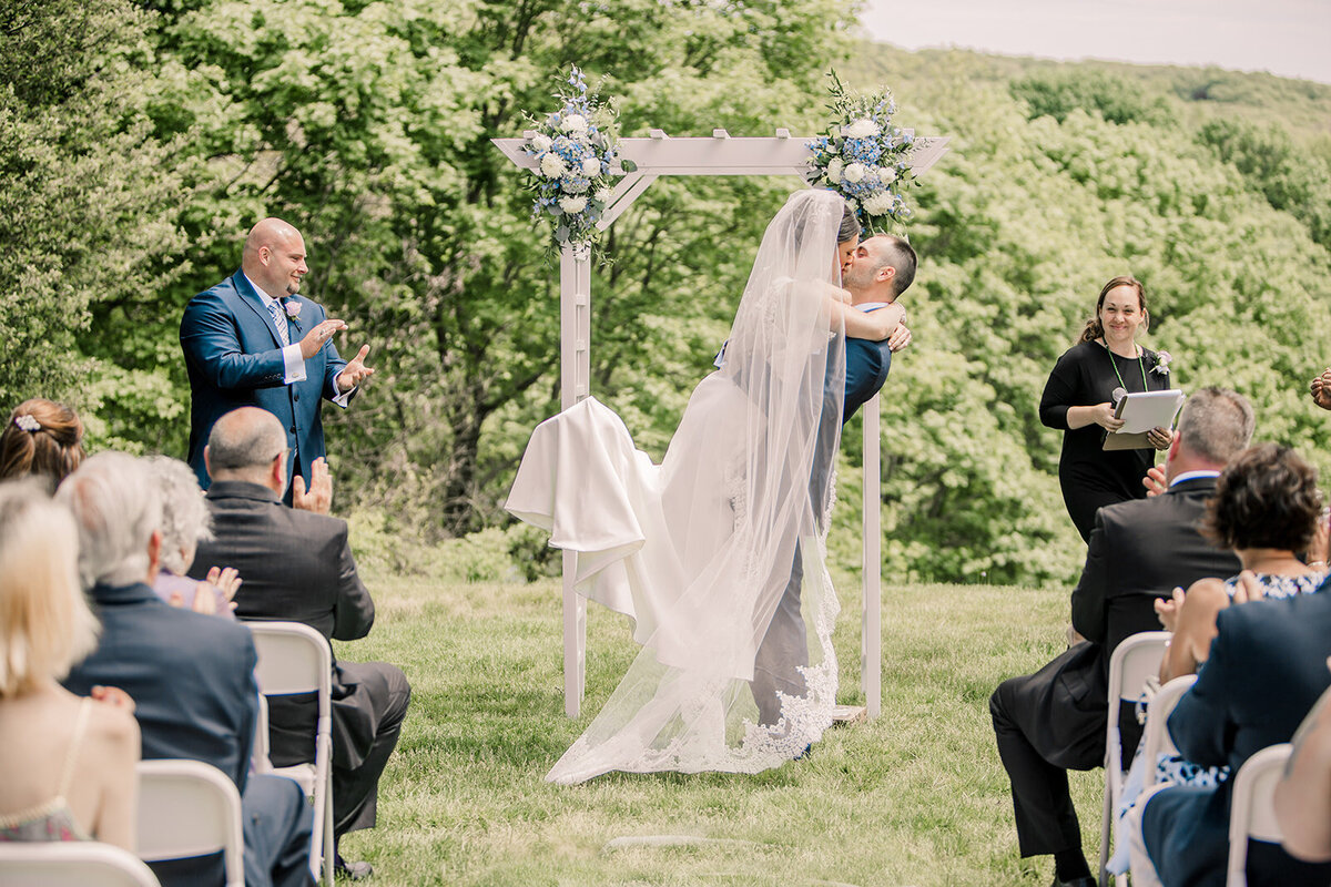 light-and-airy-wedding-stella-blue-photography-mystic-ct