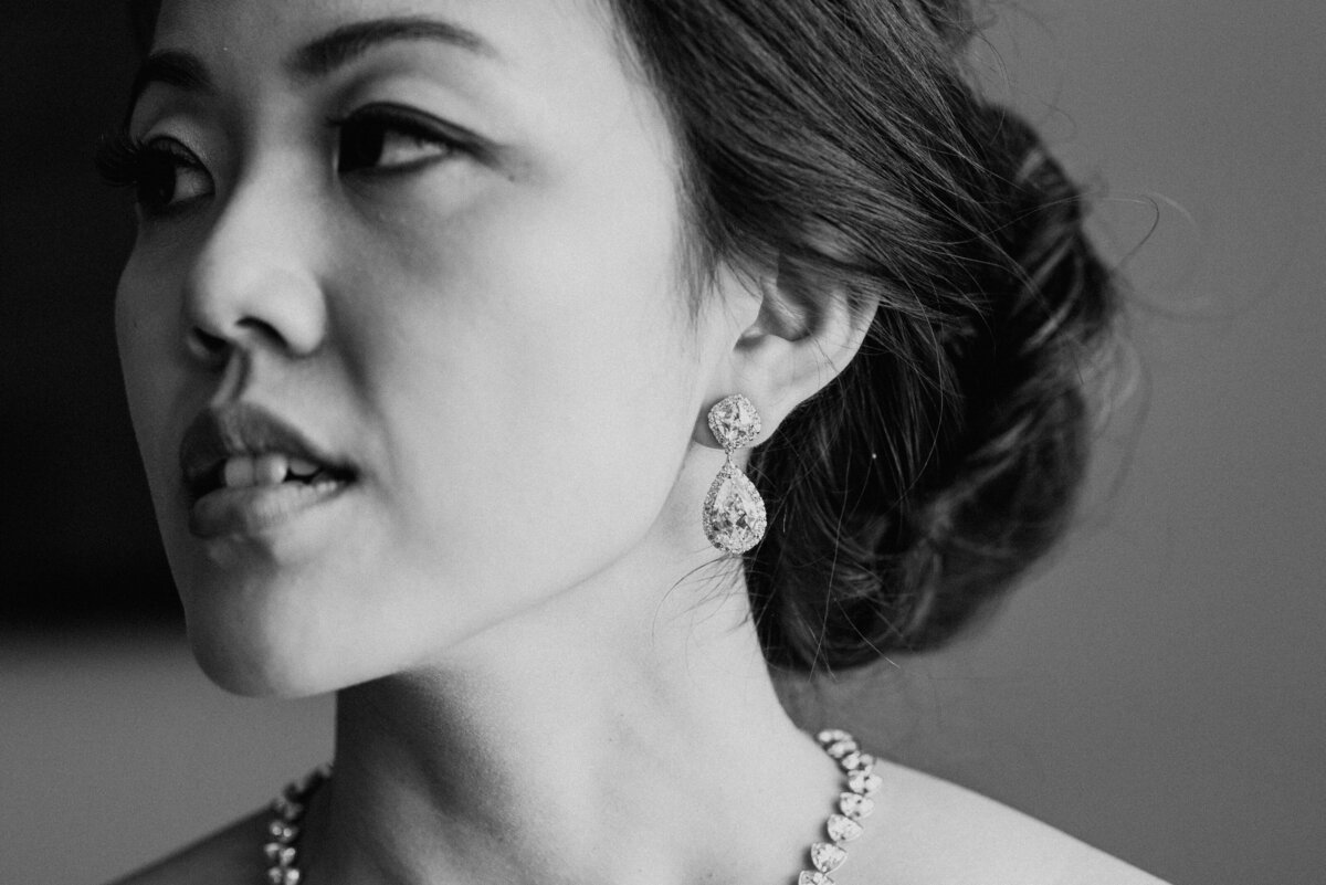 Chinese bride in Vancouver with luxury jewellery