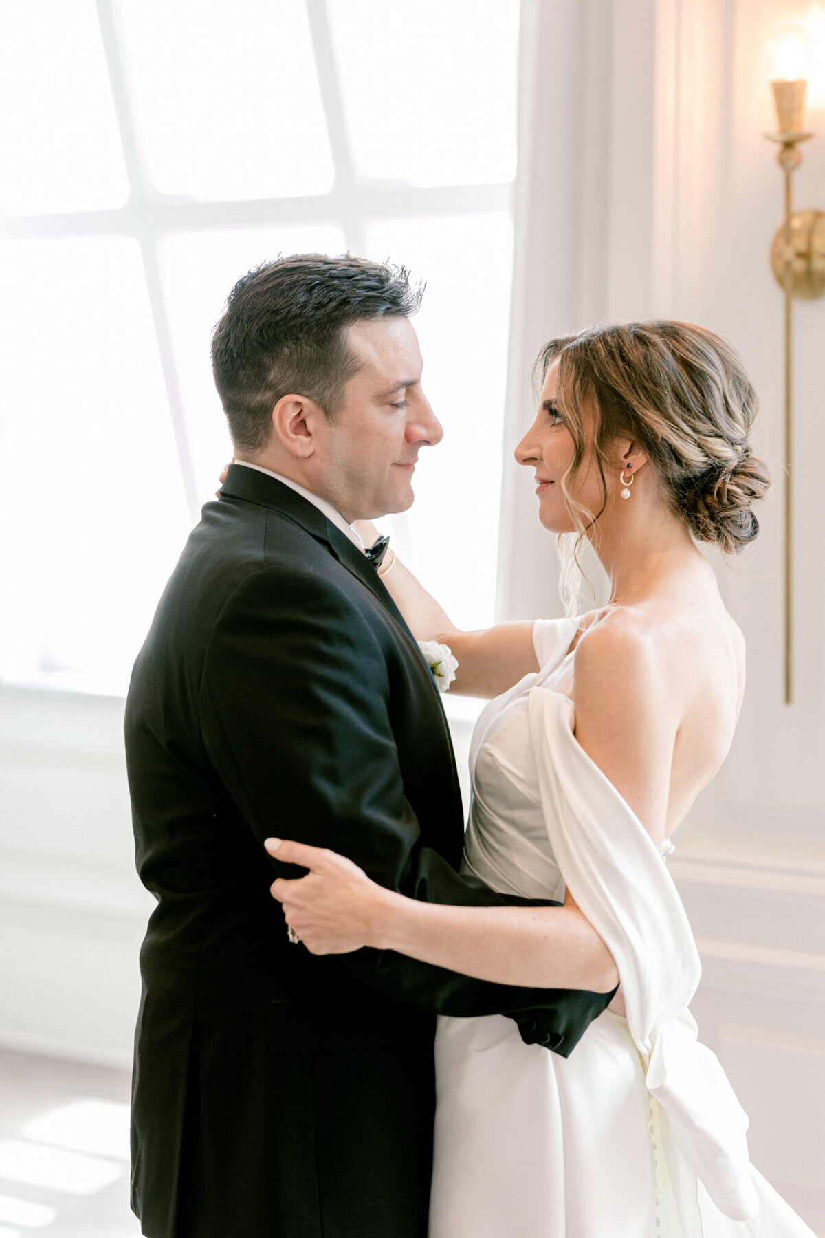 Virginia & Michael's Wedding at the Adolphus Hotel | Dallas Wedding Photographer | Sami Kathryn Photography-61