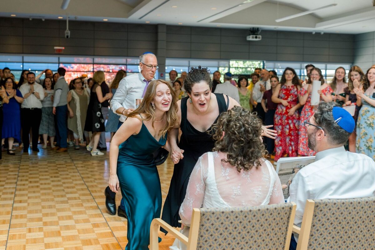Eliana-Melmed-Photography-Chicago-LosAngeles-Jewish-WeddingPhotography-ShulaNoah-Shtick-00127