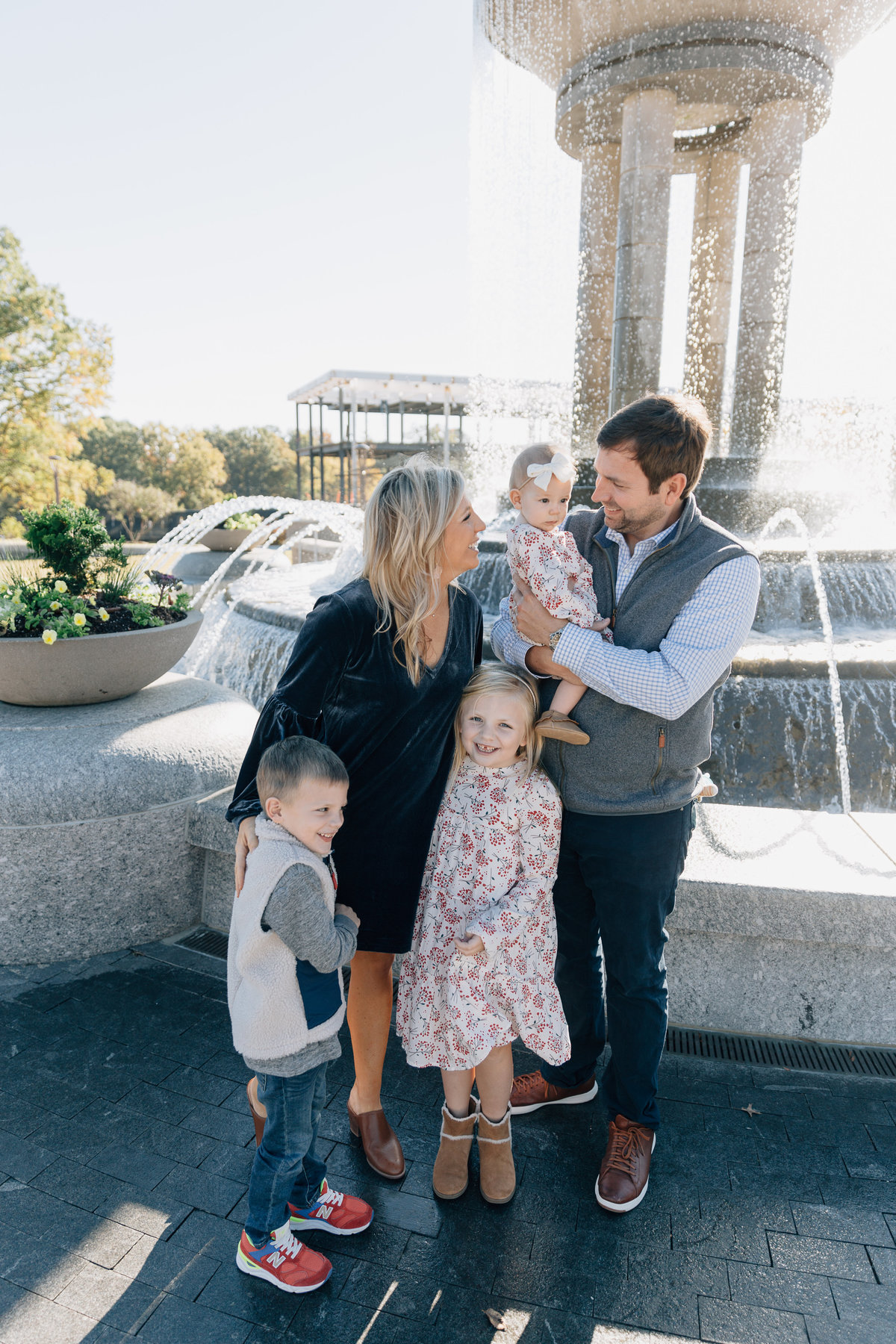 family-photos-in-downtown-cary-NC-4277