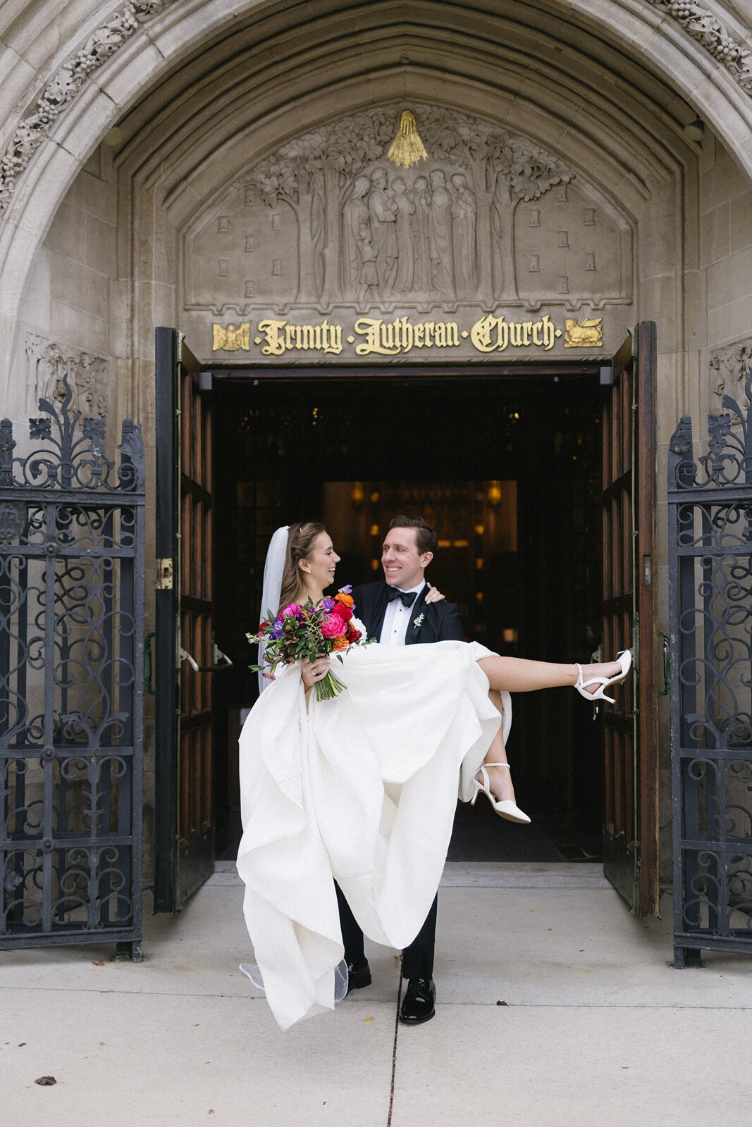 artistic-bride-groom-portraits-trinity-lutheran