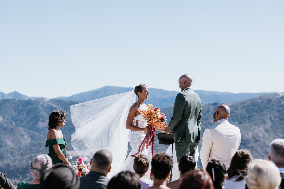 THEDELAURAS_ALBATROSSRIDGEWINERY_COASTSIDECOUTURE_WEDDING_CHLOERICHARD_0783
