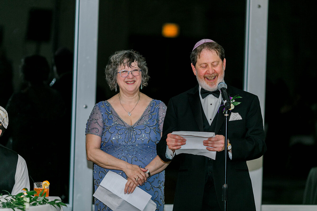 Eliana-Melmed-Photography-Chicago-LosAngeles-Jewish-WeddingPhotography-DInnerSpeeches-00074
