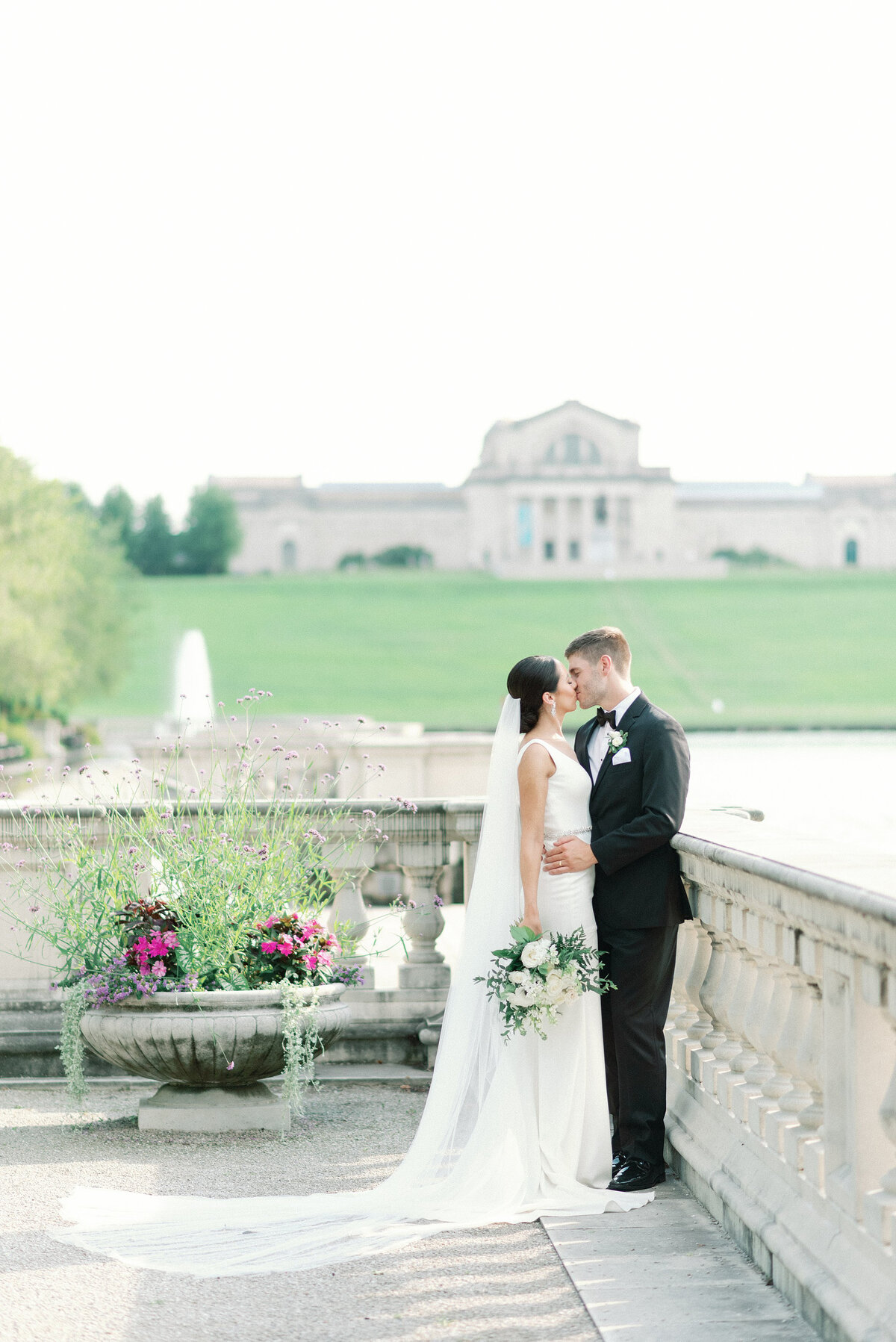 st-louis-old-cathedral-forest-park-wedding-alex-nardulli-36