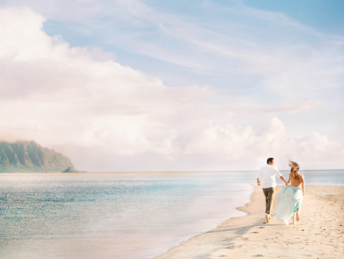 Rayna+Chris | Hawaii Wedding & Lifestyle Photography | Ashley Goodwin Photography