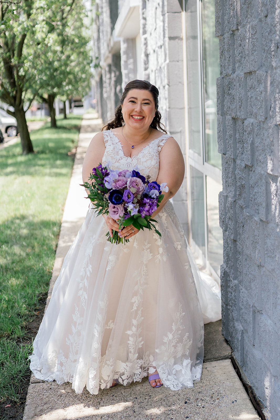 Eliana-Melmed-Photography-Chicago-LosAngeles-Jewish-WeddingPhotography-ElianaSklar-FirstLook-00002